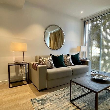 Апартаменты Battersea Power Station Living Лондон Экстерьер фото